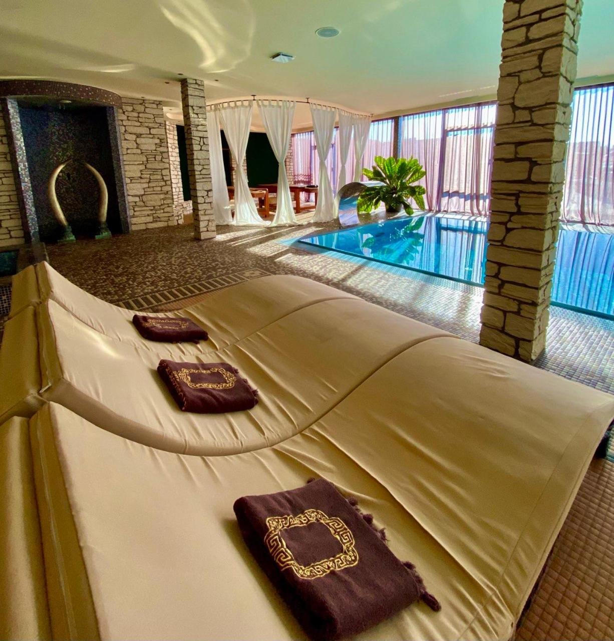 Royal Spa & Hotel Resort Riga Exterior photo