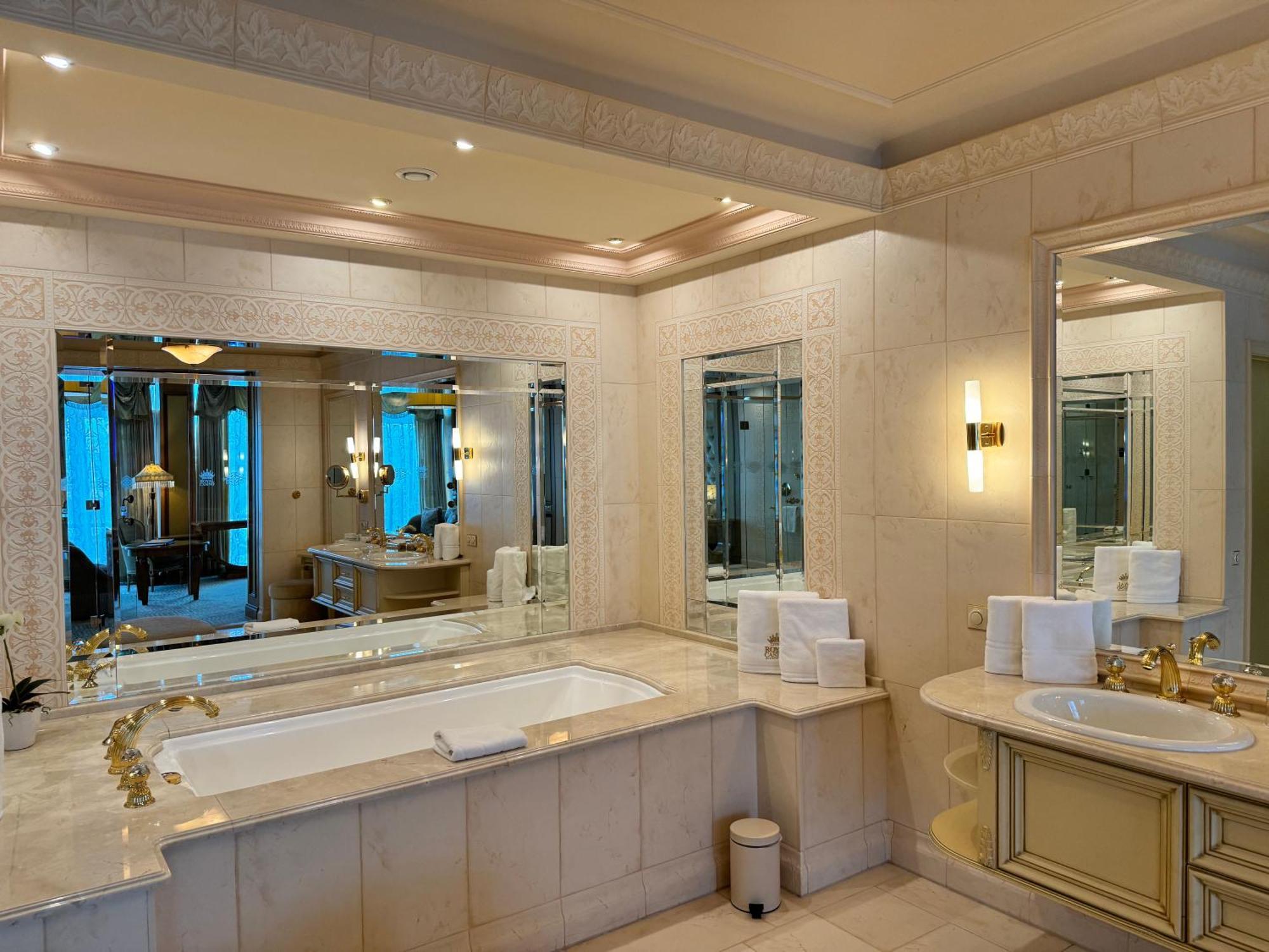 Royal Spa & Hotel Resort Riga Exterior photo
